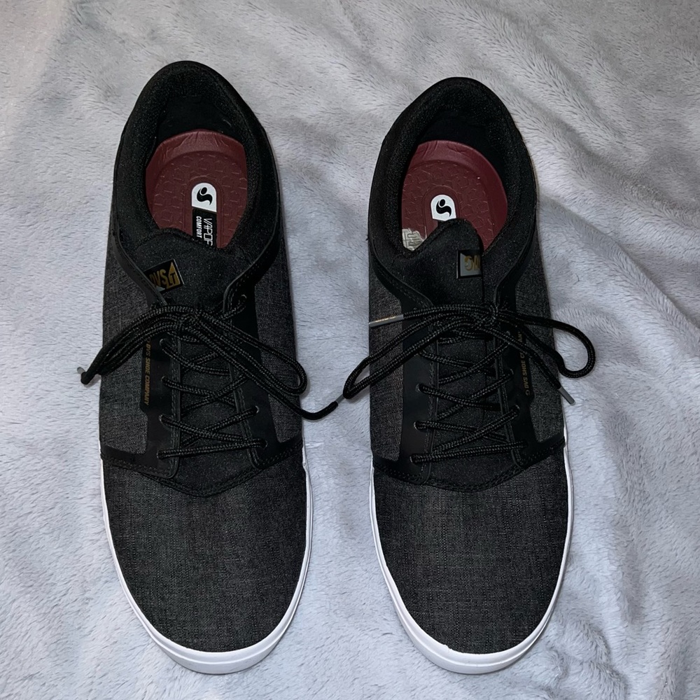 DVS Mens Stratos LT+ Mens Skate Shoes